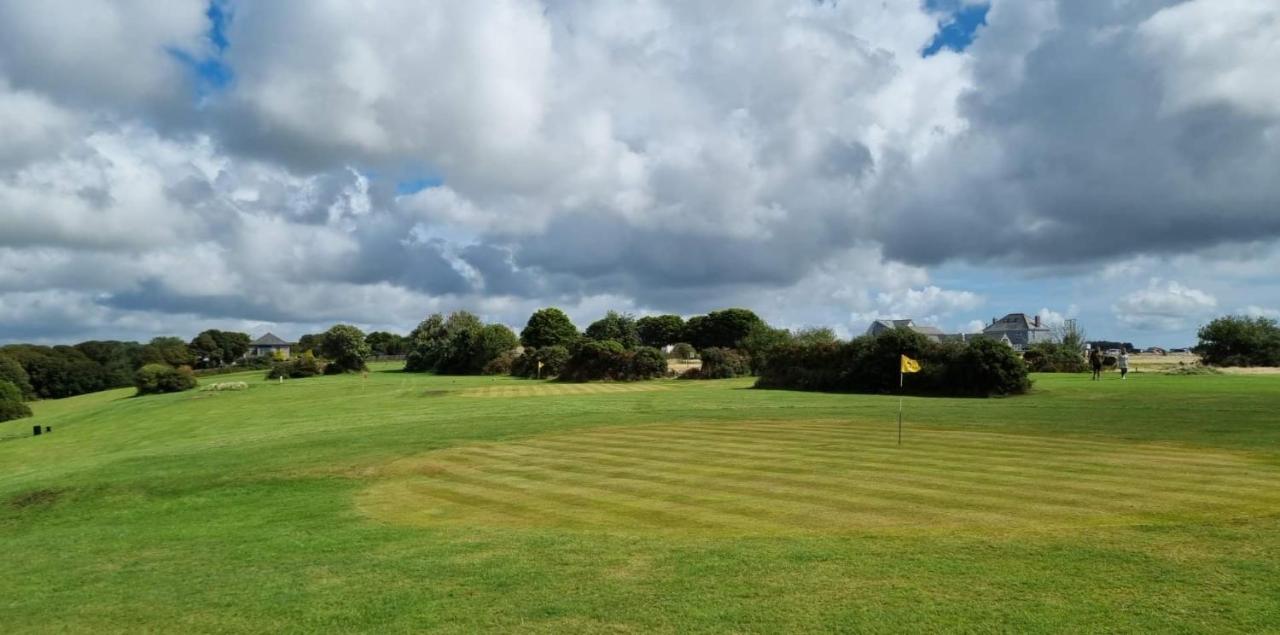Bushwood-Beautifully Fitted Wooden Lodge Helston Cornwall Buitenkant foto